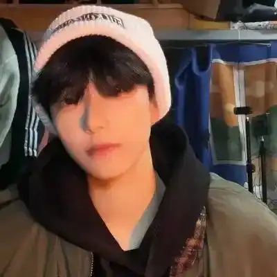 茅哲星